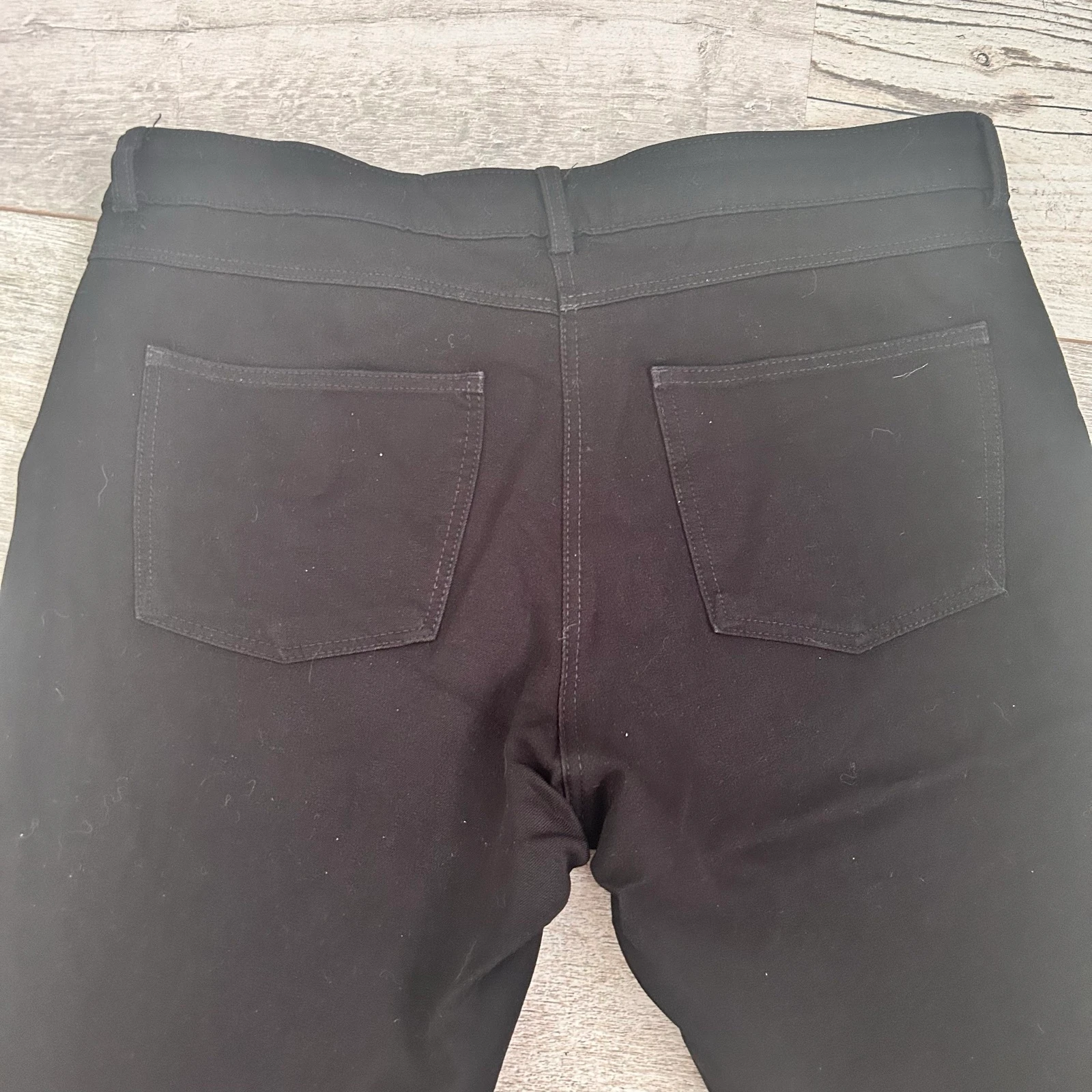 H&M Calça Preta / Slim Fit com Detalhe de Zíper – Tamanho 40 – photo 4